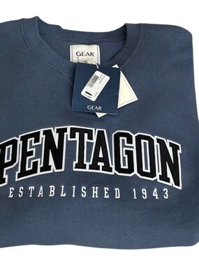 Gear For Sports Men's Pentagon Crewneck Sweatshirt in Navy Blue size XL